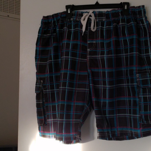 Swim trunks - Picture 2 of 3